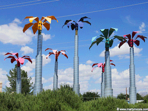 Metal palm trees in Las Cruces, NM